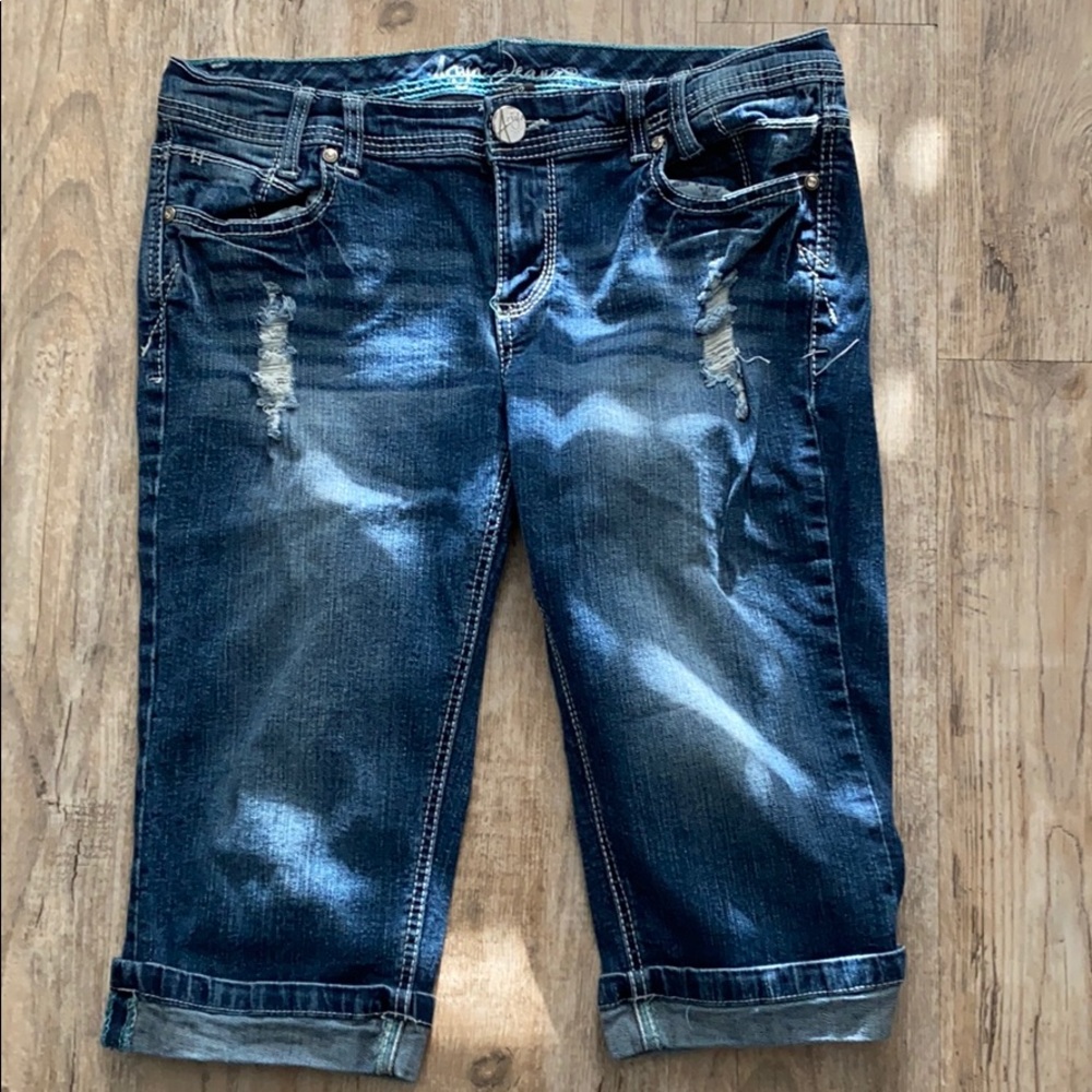 Ariya cropped Bermuda style jeans shorts